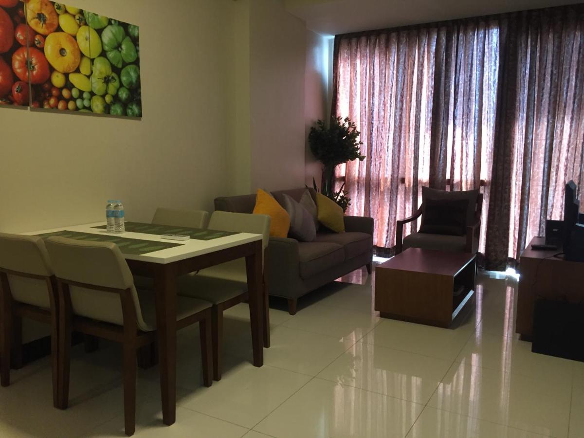 Mactan Newtown Boulevard Lapu-Lapu City Exterior foto