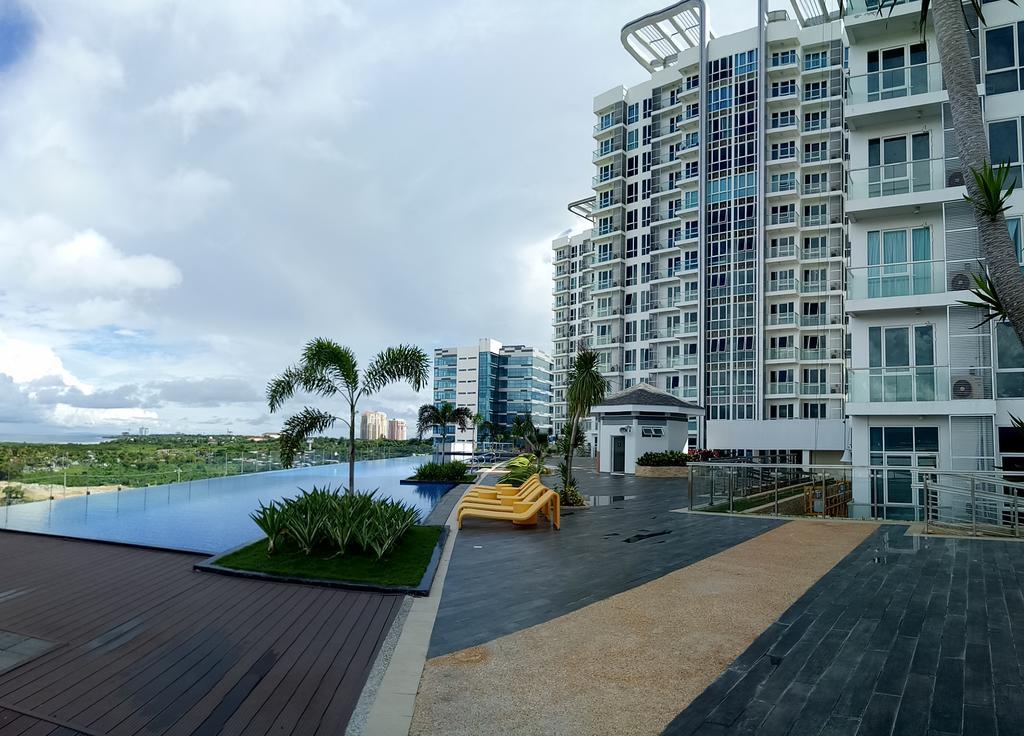 Mactan Newtown Boulevard Lapu-Lapu City Exterior foto