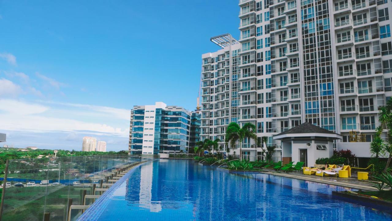 Mactan Newtown Boulevard Lapu-Lapu City Exterior foto